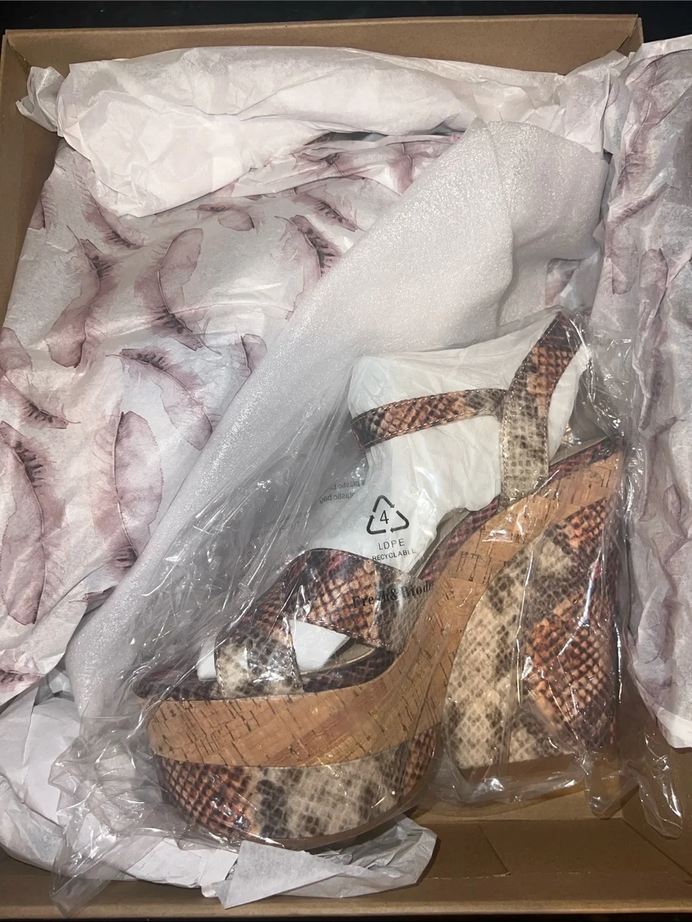 Jessica Simpson Cork Platform Wedge Sandal in Snake-Print Brown Multi size 8